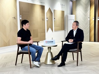 大咖品鑒 行業(yè)堅守|王石再次蒞臨世友地板總部，探尋2024世友新品背后奧秘
